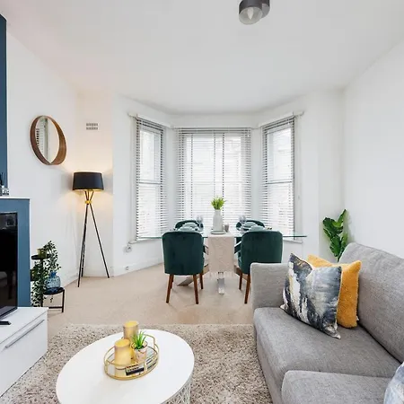 Stylish Apartment Opposite Westfields Londres Extérieur photo