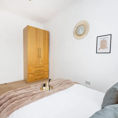 Stylish Apartment Opposite Westfields Londres Extérieur photo