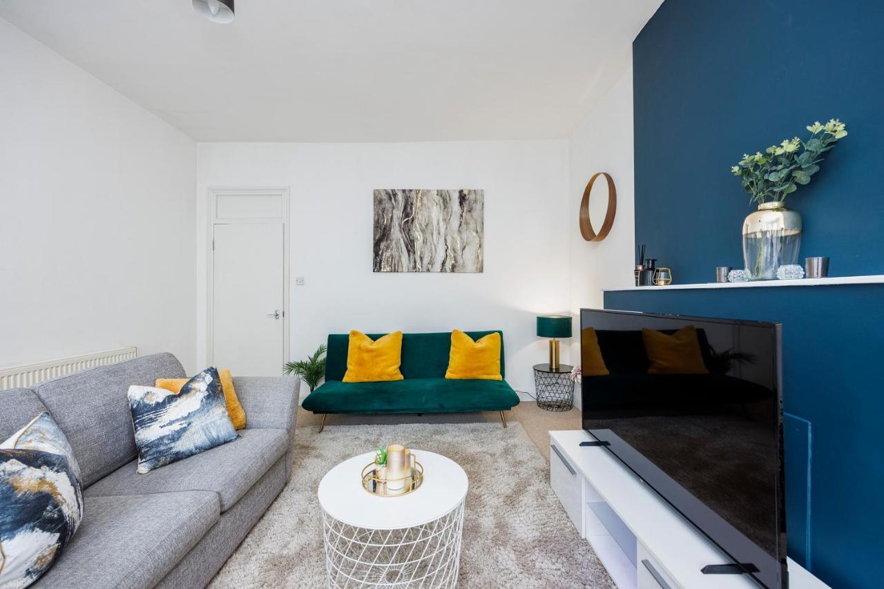 Stylish Opposite Westfields Appartement